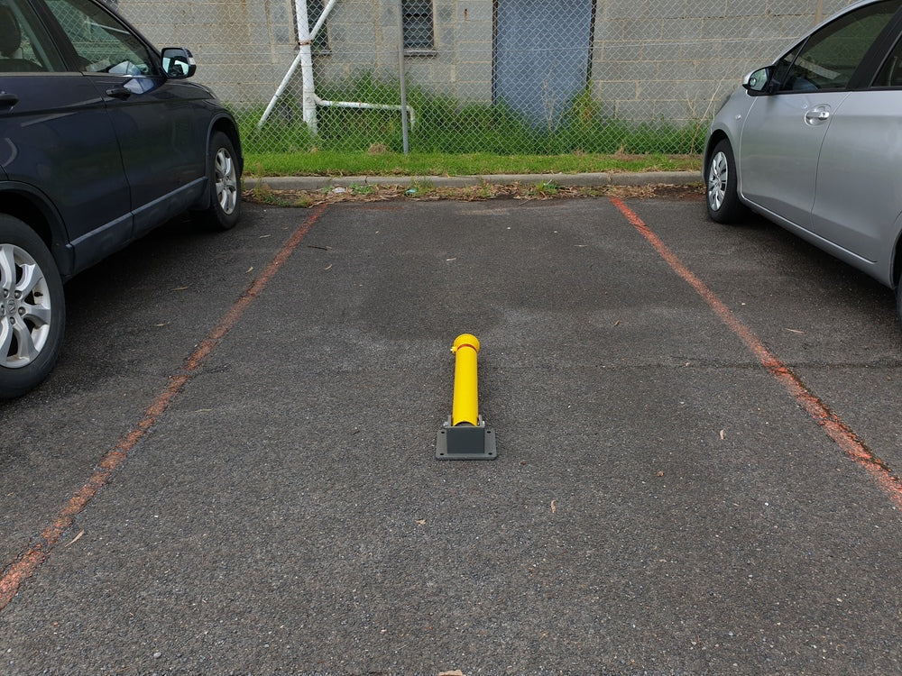 Bollard 90mm Parking