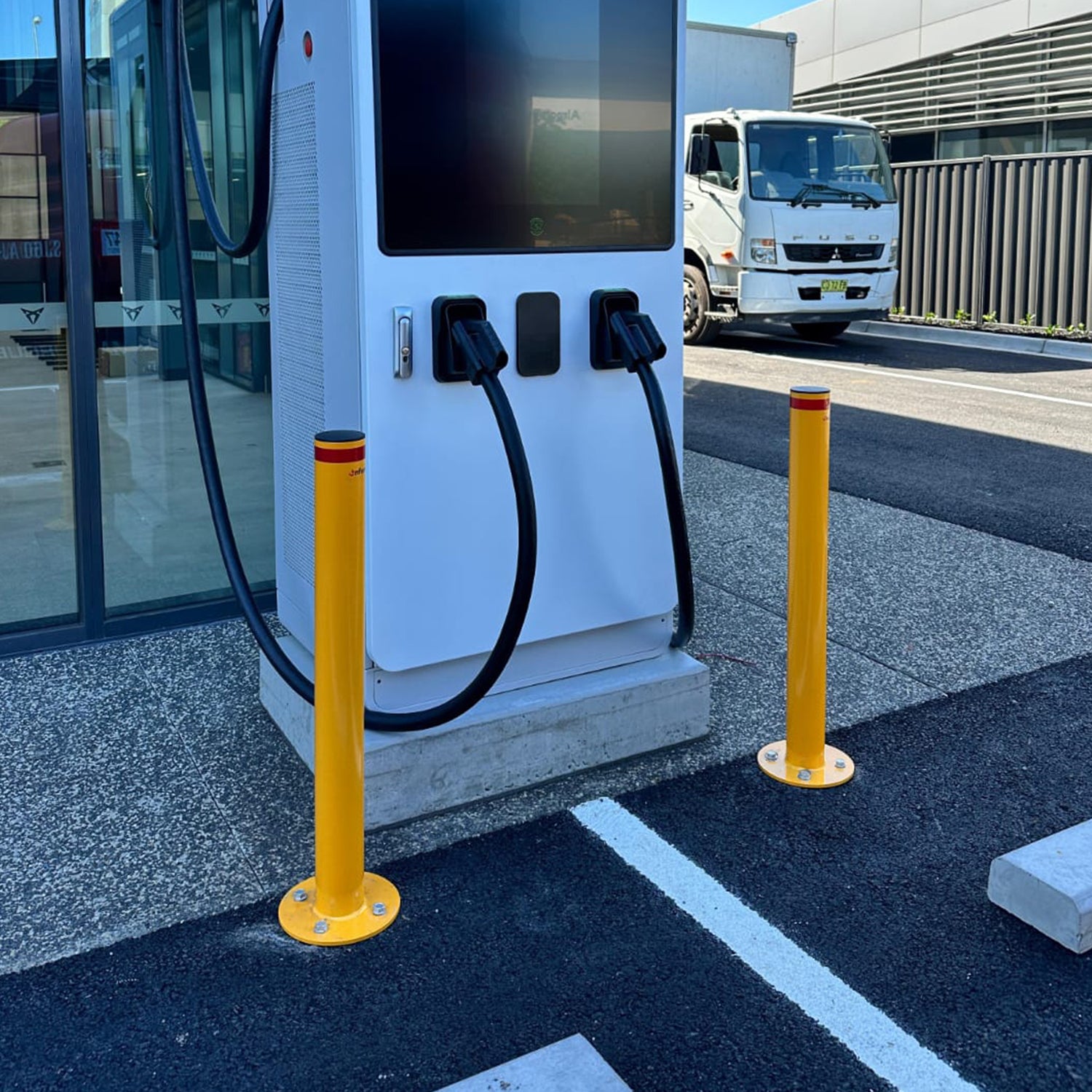 Surface Mounted Bollard 90mm Yellow - Black Cap