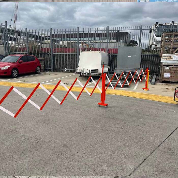 Expandable Safety Barrier Steel - 3000mm Red/White With Wheels